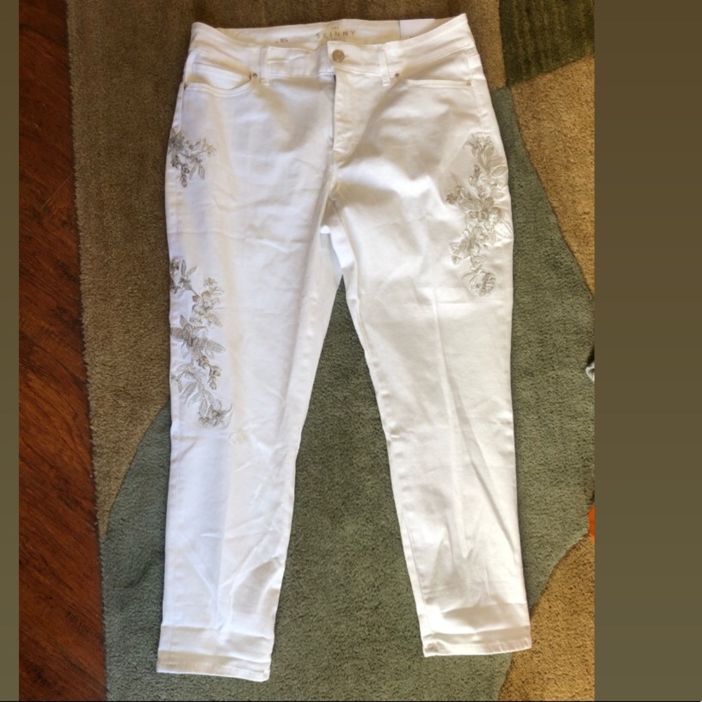 NWT White House Black Market embroidered jeans